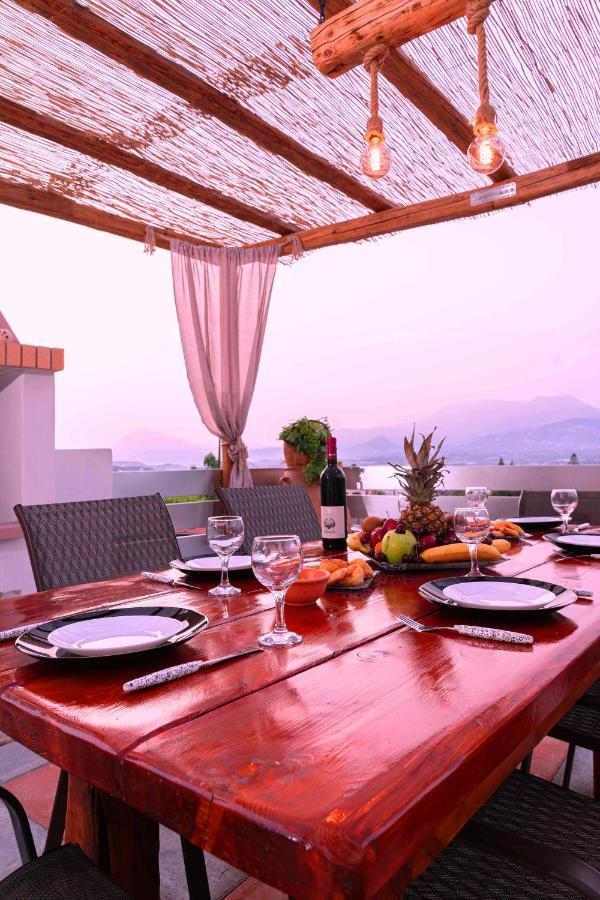 Haritos Holidays Home Pombia المظهر الخارجي الصورة