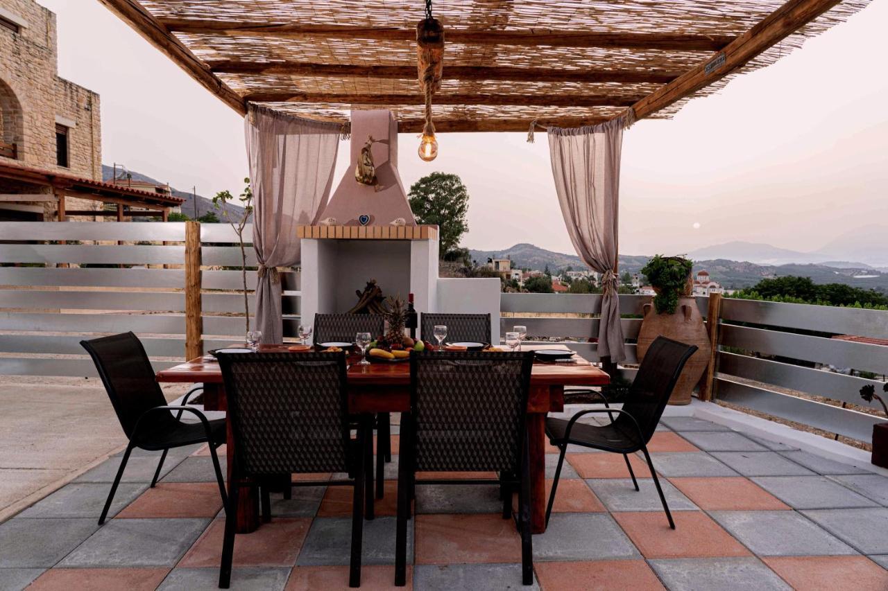 Haritos Holidays Home Pombia المظهر الخارجي الصورة