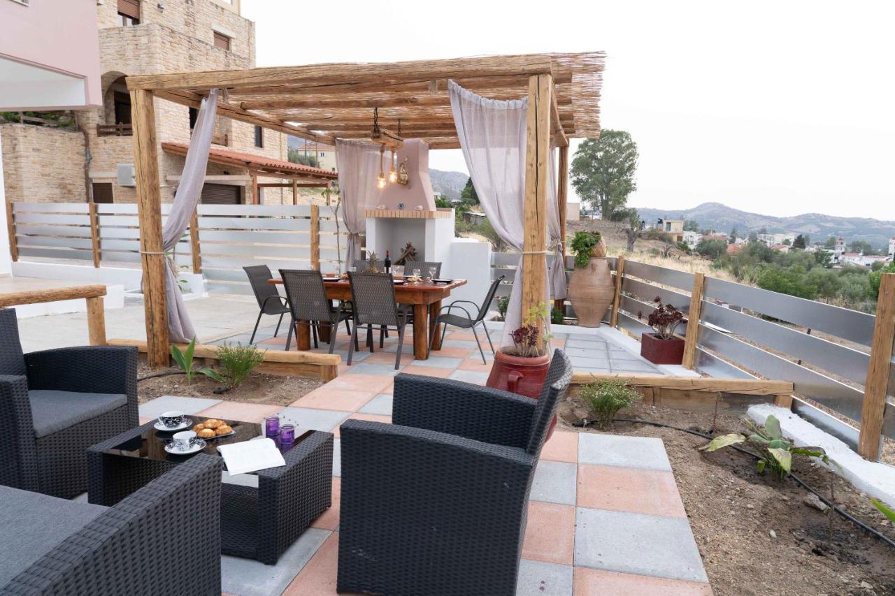 Haritos Holidays Home Pombia المظهر الخارجي الصورة