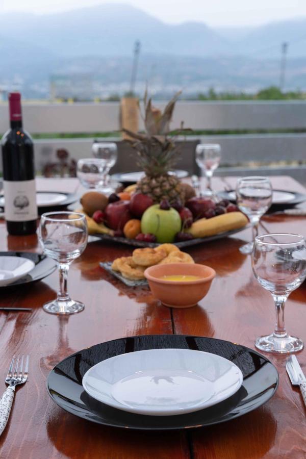 Haritos Holidays Home Pombia المظهر الخارجي الصورة