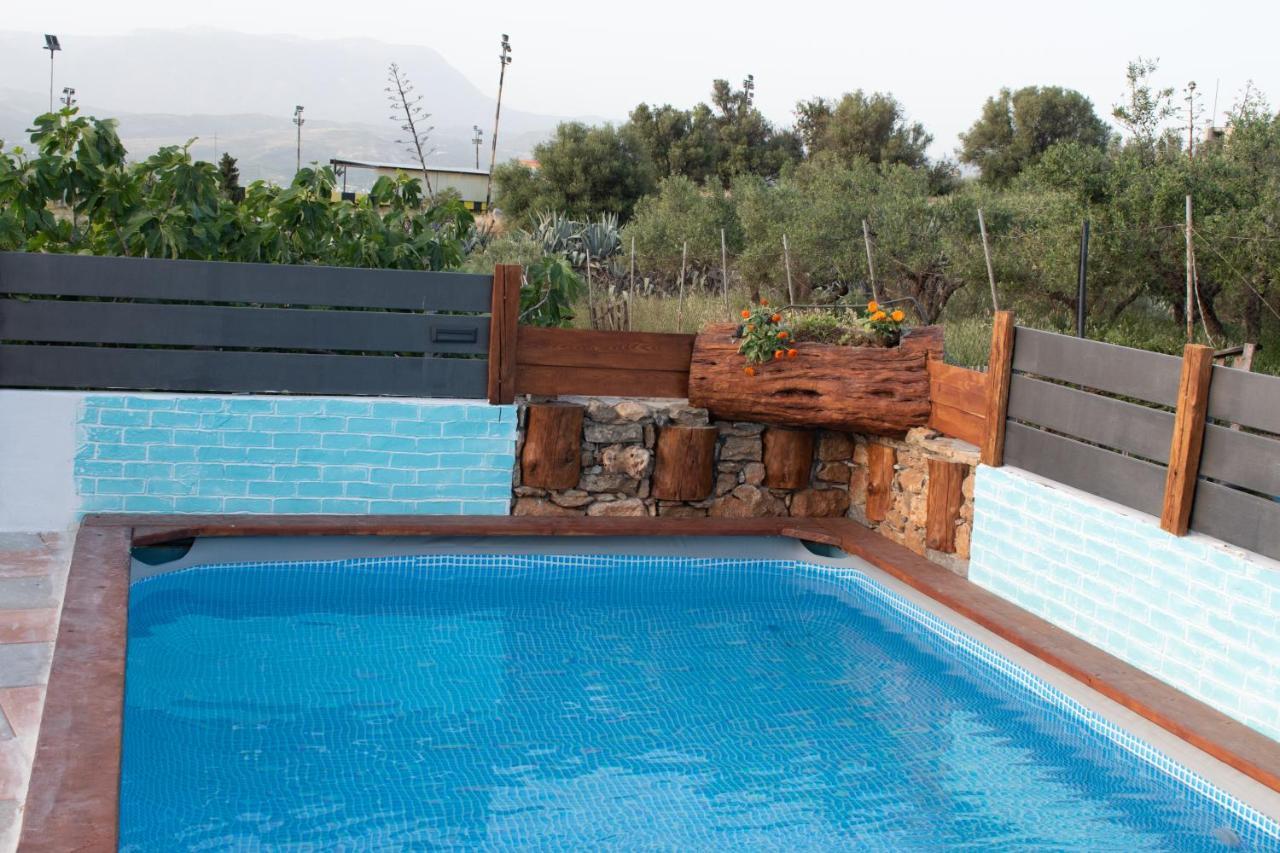 Haritos Holidays Home Pombia المظهر الخارجي الصورة