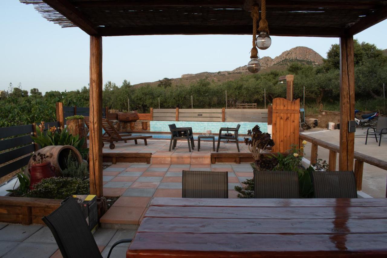 Haritos Holidays Home Pombia المظهر الخارجي الصورة